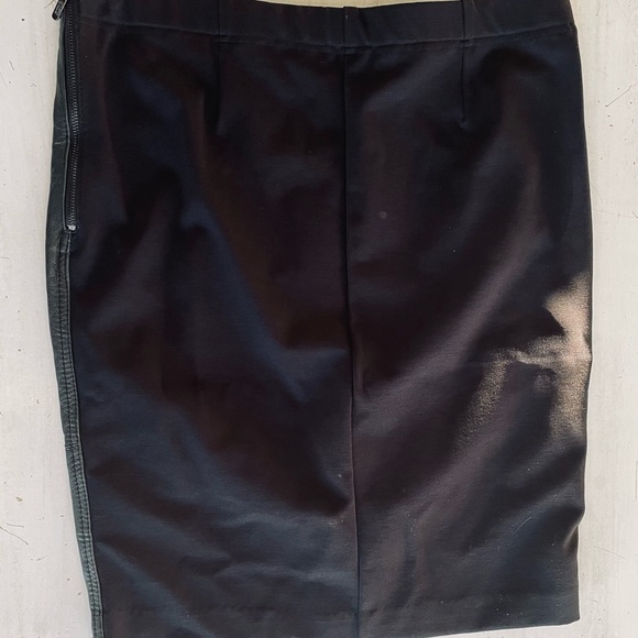 Marciano black leather skirt size 8 - Picture 2 of 7